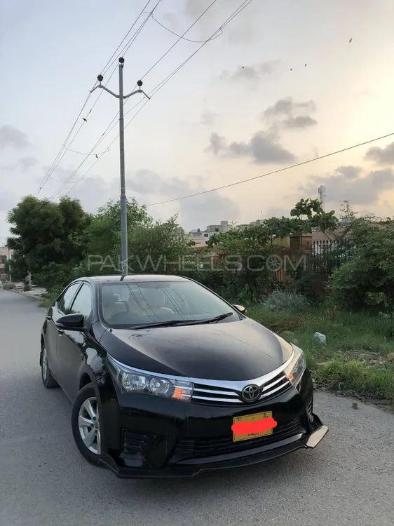 Toyota Corolla 2016 for Sale in Karachi Image-1