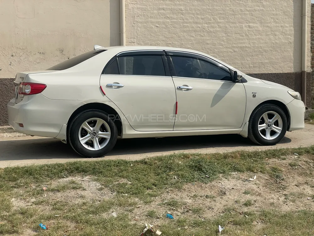 ٹویوٹا کرولا 2011 for Sale in اٹک Image-1