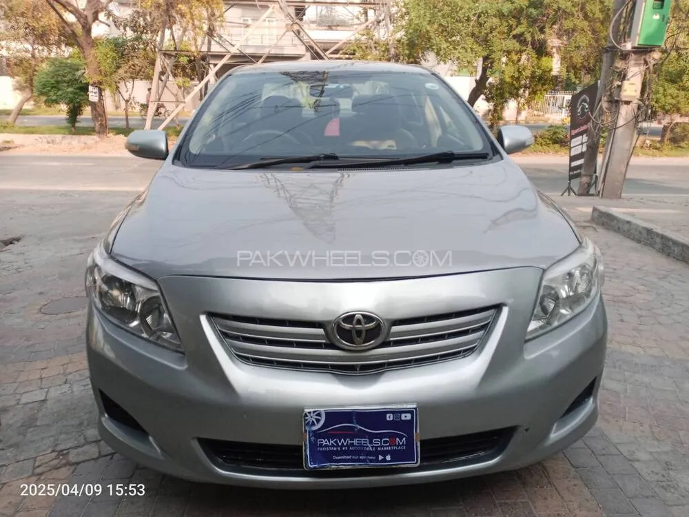 Toyota Corolla 2011 for Sale in Lahore Image-1