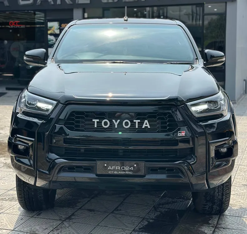 Toyota Hilux 2024 for Sale in Islamabad Image-1