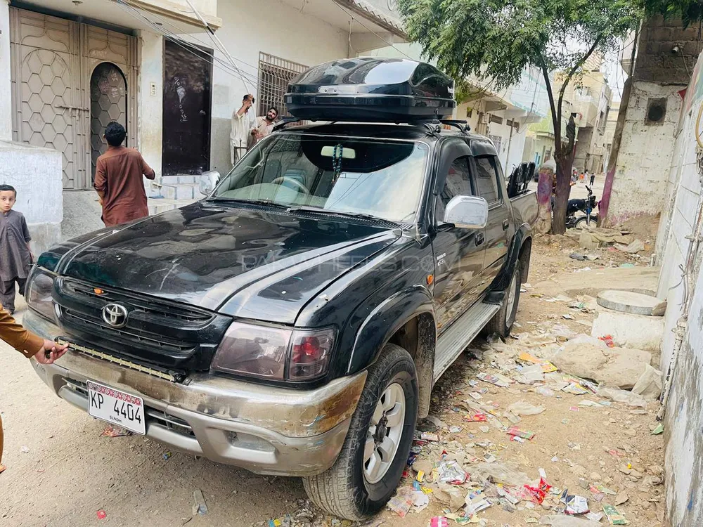 Toyota Hilux 2003 for Sale in Karachi Image-1