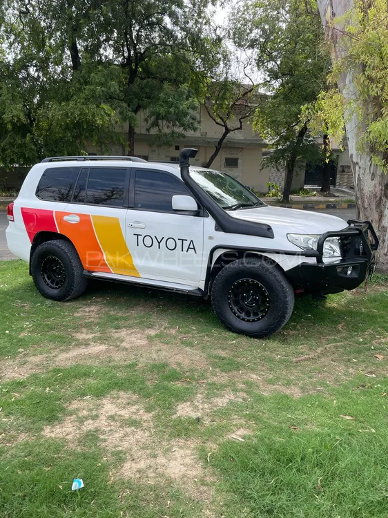 Toyota Land Cruiser 2011 for Sale in Islamabad Image-1