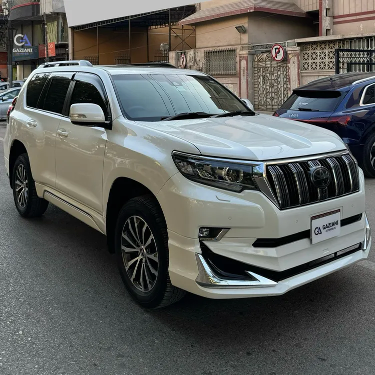Toyota Prado 2017 for Sale in Karachi Image-1