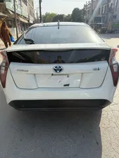 Toyota Prius E 2016 for Sale