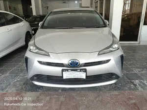 Toyota Prius S Touring Selection 2021 for Sale