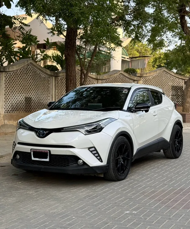 Toyota C-HR 2019 for Sale in Karachi Image-1