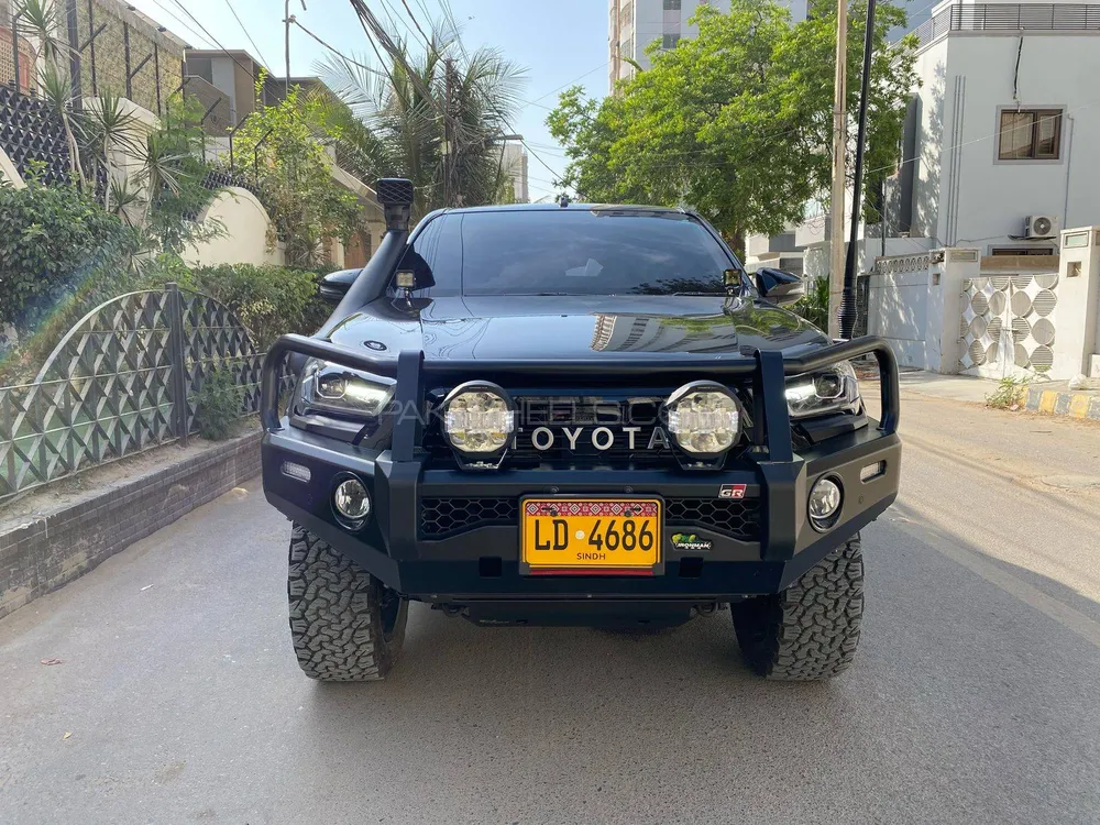 Toyota Hilux 2024 for Sale in Karachi Image-1