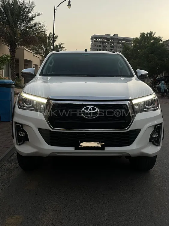 Toyota Hilux 2018 for Sale in Karachi Image-1