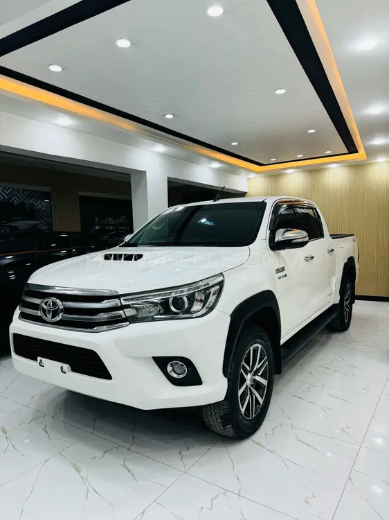 Toyota Hilux 2018 for Sale in Hyderabad Image-1