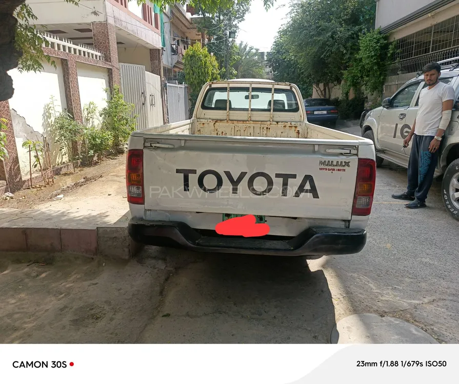 Toyota Hilux 2007 for Sale in Lahore Image-1