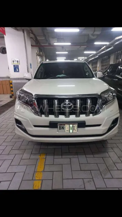 Toyota Prado 2016 for Sale in Karachi Image-1