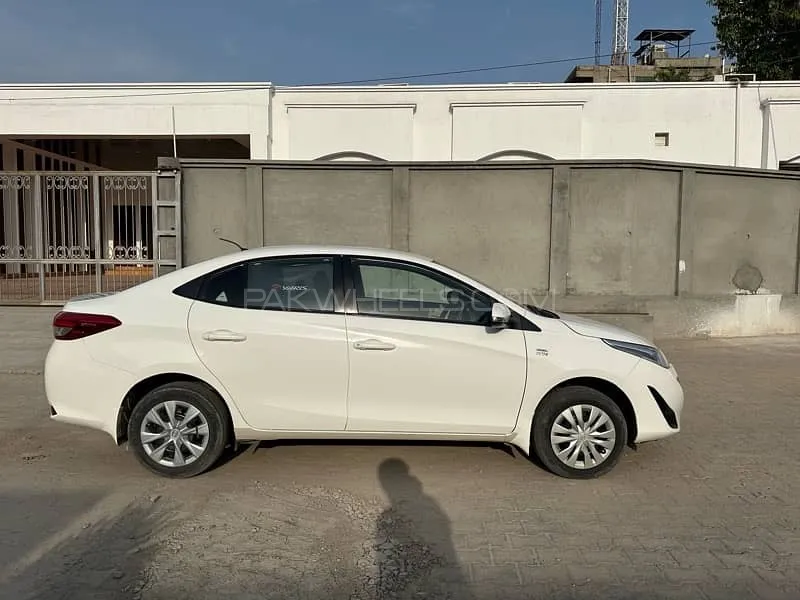 Toyota Yaris Sedan 2021 for Sale in Bahawalpur Image-1