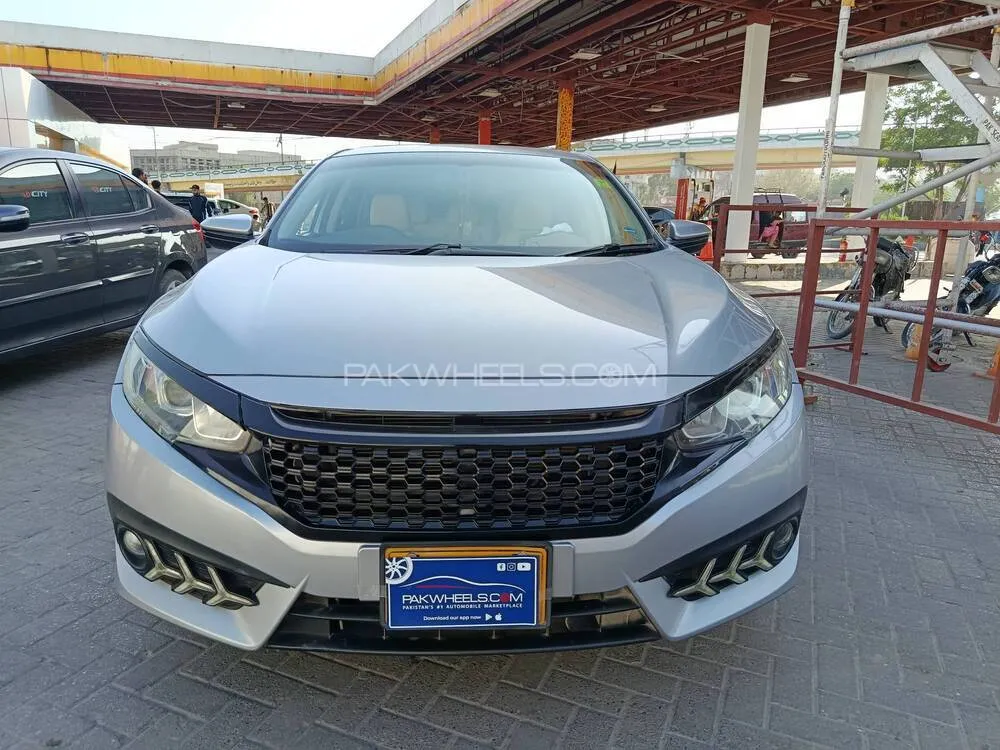 ہونڈا سوک 2018 for Sale in کراچی Image-1