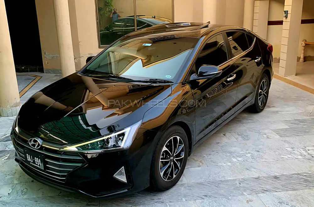 Hyundai Elantra 2022 for Sale in Multan Image-1