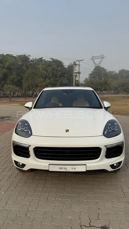 پورشے کائین 2016 for Sale in لاہور Image-1