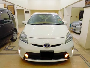 Toyota Prius S LED Edition 1.8 2011 for Sale
