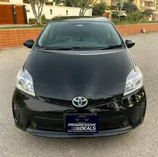 Toyota Prius S LED Edition 1.8 2013 for Sale
