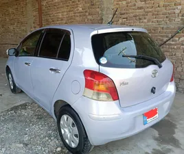 Toyota Vitz F 1.0 2011 for Sale