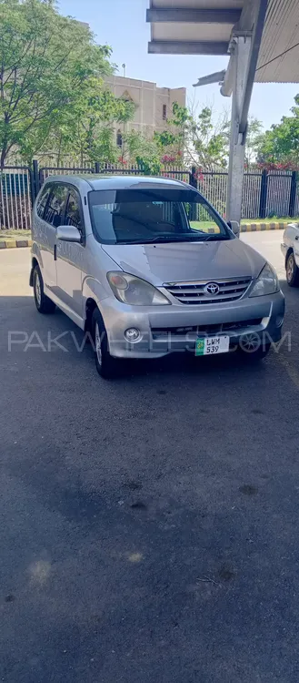 Toyota Avanza 2004 for Sale in Islamabad Image-1