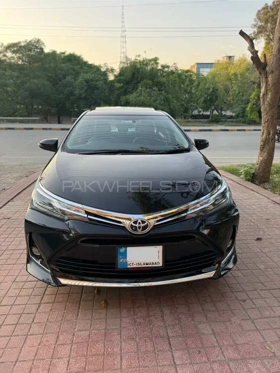 Toyota Corolla 2022 for Sale in Islamabad Image-1