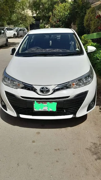 Toyota Yaris Sedan 2022 for Sale in Karachi Image-1