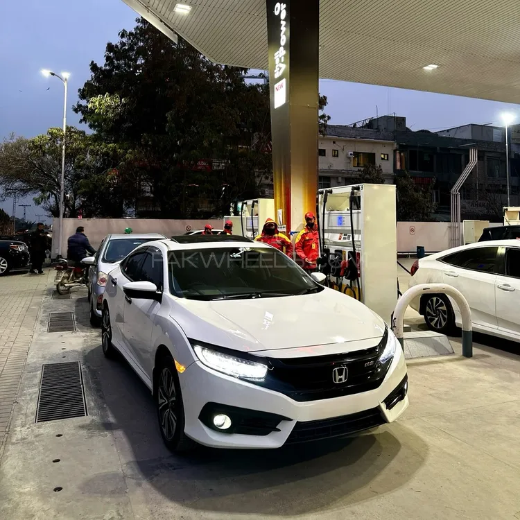Honda Civic 2021 for Sale in Peshawar Image-1