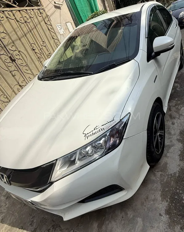 Honda Grace Hybrid 2014 for Sale in Lahore Image-1