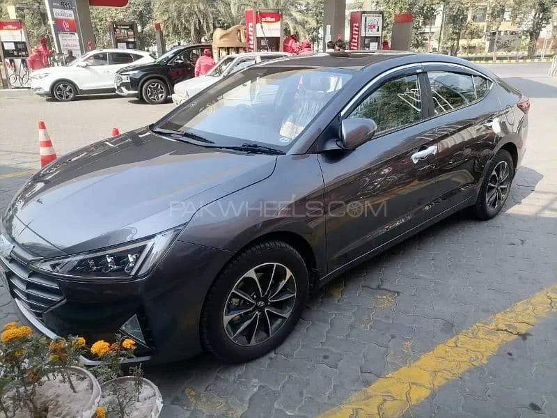 Hyundai Elantra 2024 for Sale in Lahore Image-1