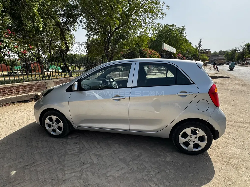 KIA Picanto 2023 for Sale in Bahawalpur Image-1