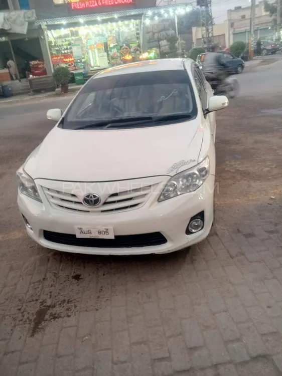 Toyota Corolla 2011 for Sale in Arifwala Image-1
