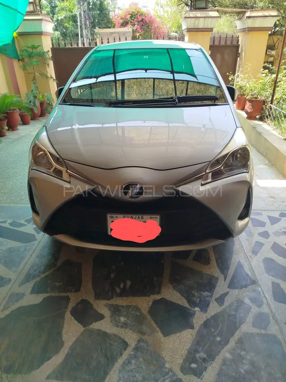 Toyota Vitz 2017 for Sale in Rawalpindi Image-1
