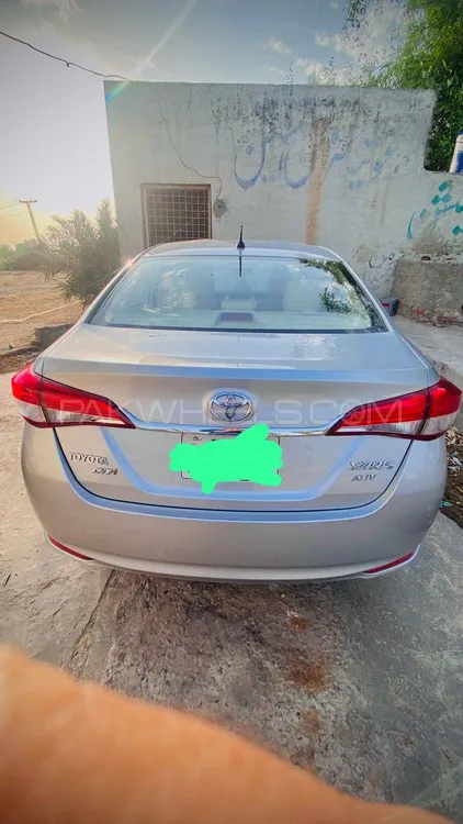 ٹویوٹا یارس سیڈان 2024 for Sale in لاہور Image-1