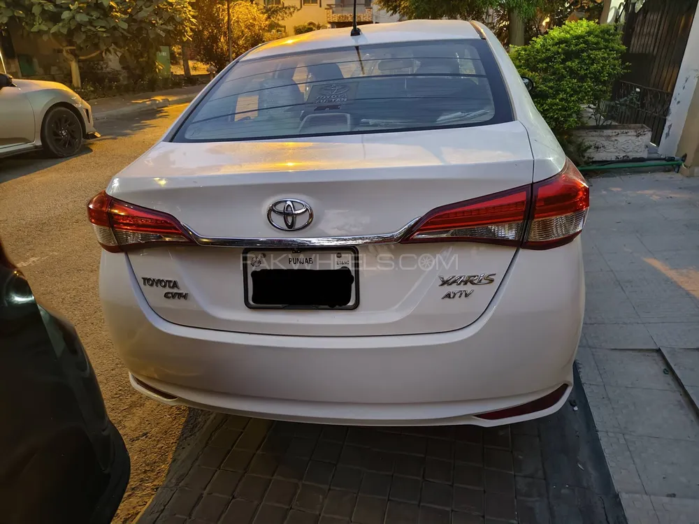 Toyota Yaris Sedan 2021 for Sale in Lahore Image-1