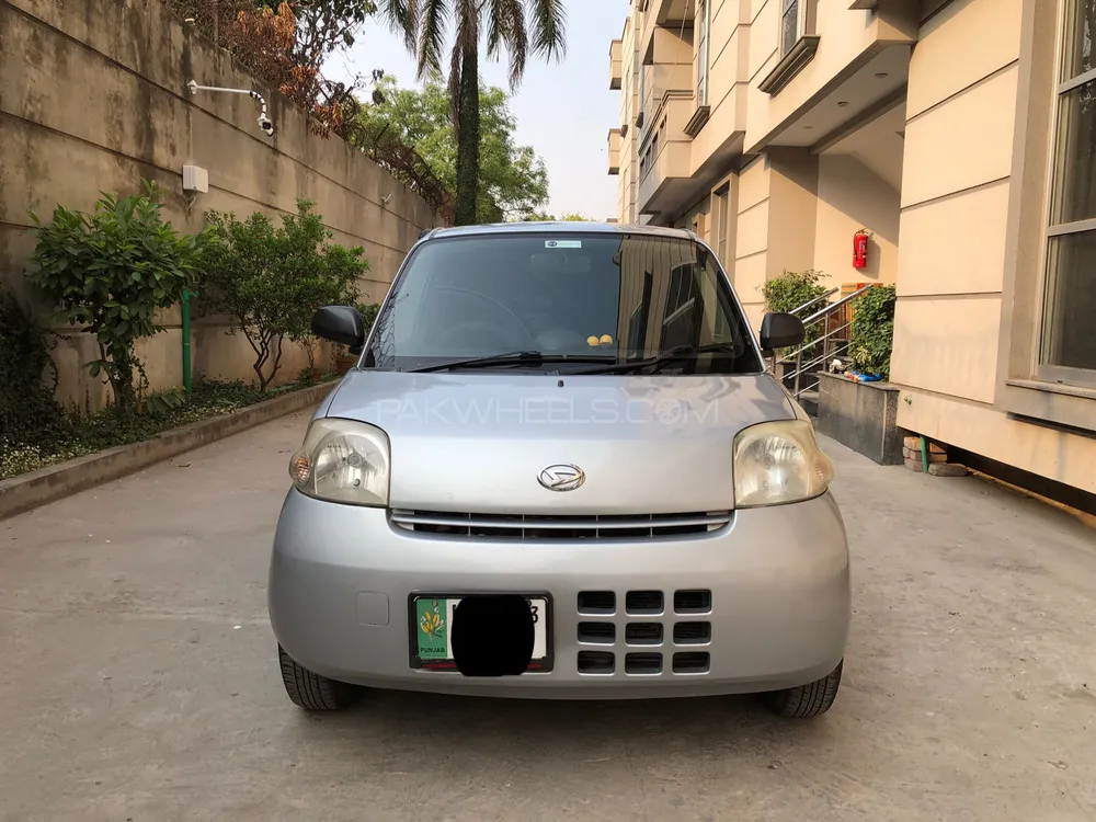 Daihatsu Esse 2011 for Sale in Lahore Image-1