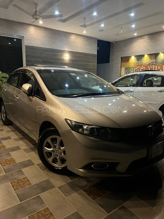 Honda Civic 2014 for Sale in Lahore Image-1