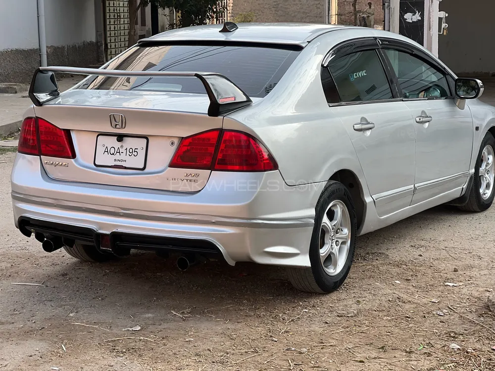 Honda Civic 2007 for Sale in Multan Image-1