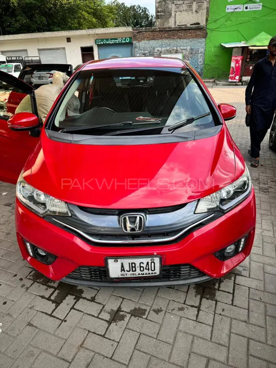 Honda Fit 2013 for Sale in Dera ismail khan Image-1