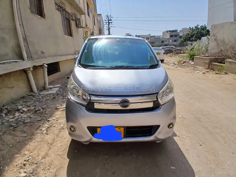 نسان ڈیز 2016 for Sale in کراچی Image-1