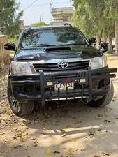Toyota Hilux Vigo V 2012 for Sale