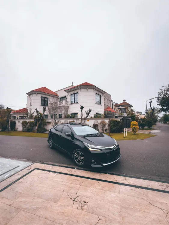 Toyota Corolla 2021 for Sale in Lahore Image-1