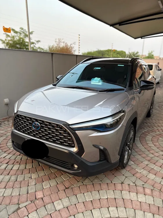 Toyota Corolla Cross 2024 for Sale in Lahore Image-1