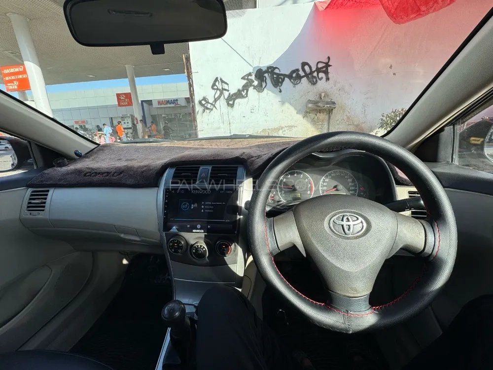 Toyota Corolla 2012 for Sale in Karachi Image-1