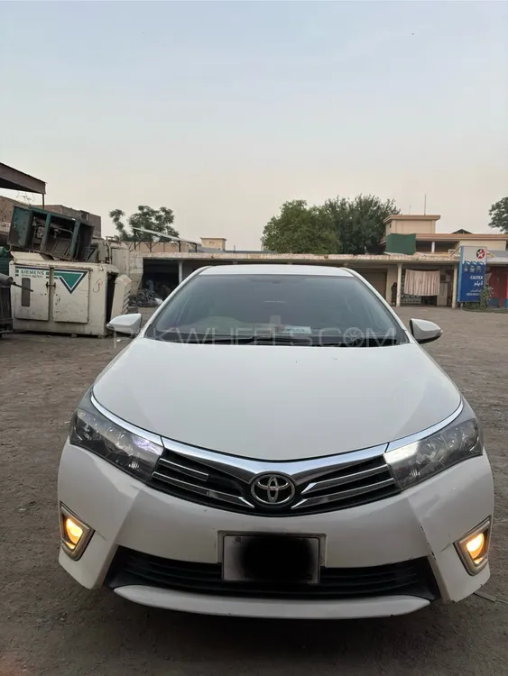 Toyota Corolla 2016 for Sale in Peshawar Image-1