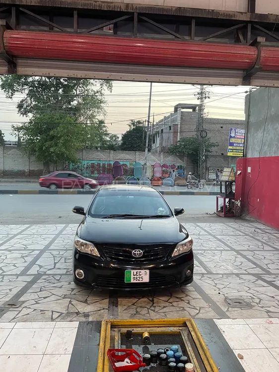 Toyota Corolla 2013 for Sale in Peshawar Image-1