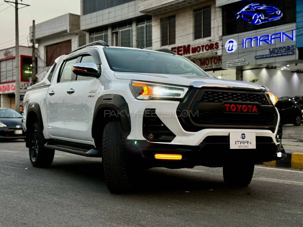 Toyota Hilux 2021 for Sale in Lahore Image-1
