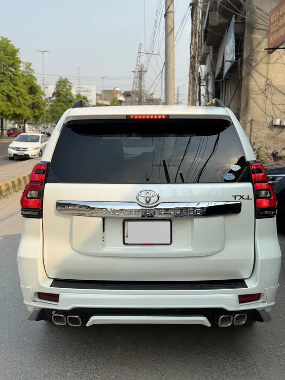 Toyota Prado 2010 for Sale in Lahore Toyota Prado 2010 for Sale in Lahore Image-8