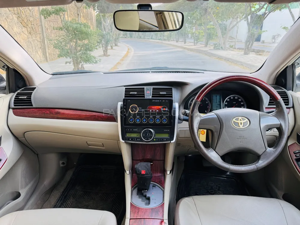 Toyota Premio 2010 for Sale in Karachi Image-1