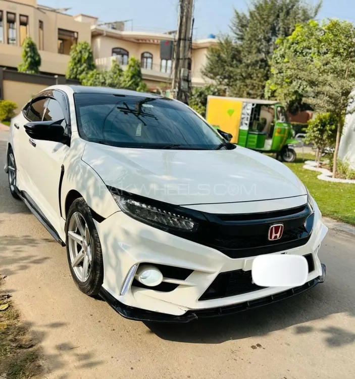 Honda Civic 2016 for Sale in Multan Image-1