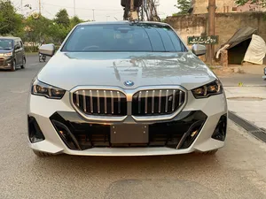 BMW i5 eDrive40 M Sport 2023 for Sale