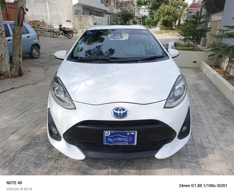 ٹویوٹا اکوا 2018 for Sale in اسلام آباد Image-1